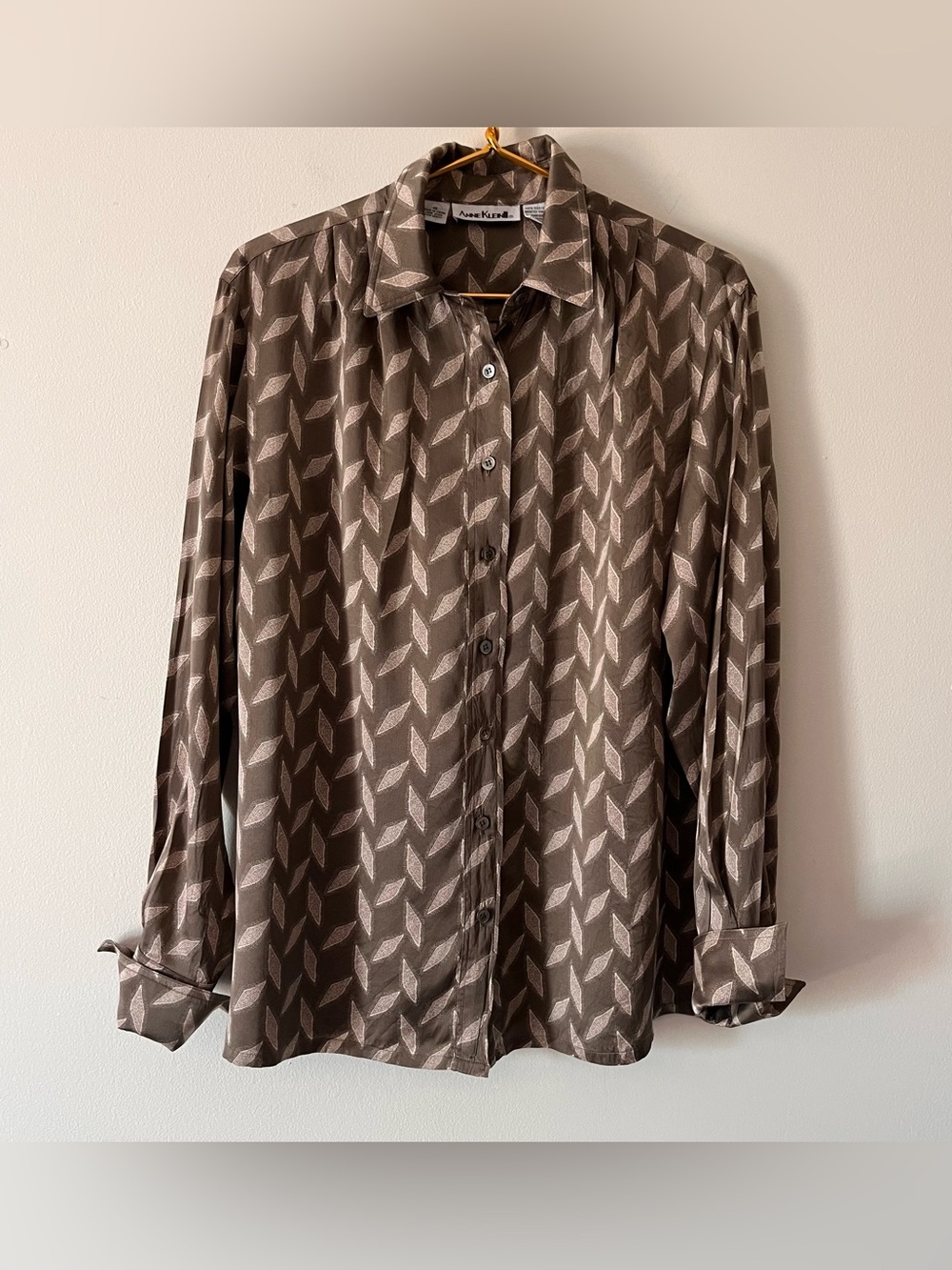Vintage Women’s Anne Klein 100% Silk Taupe Brown Geometric Button-Up Shirt Sz 12